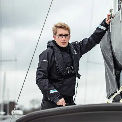 Crewfit+ 180 Pro Automatic Lifejacket with Harness - Image 3