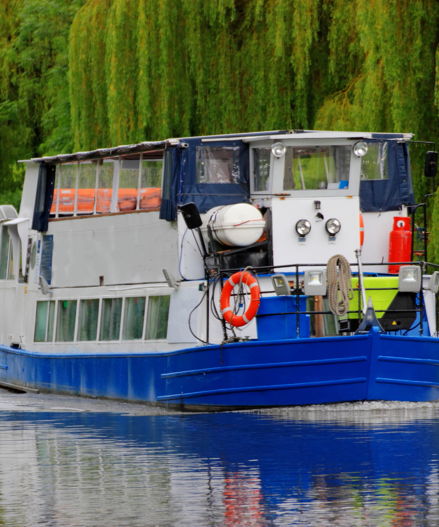 Expert marine services for businesses throughout the UK